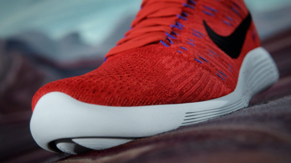 NIKE LUNAR EPIC FLYKNIT