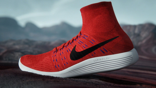 NIKE LUNAR EPIC FLYKNIT
